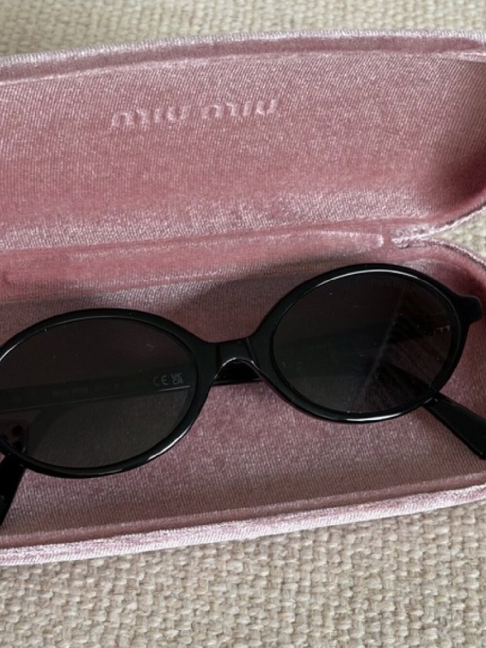 Miu Miu Black Sunglasses with Pink Velvet Case - Picture 7 of 10